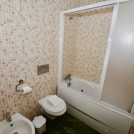 Apartmán Pebble - 1 Bedroom Sleeps 5 With Pool & Tennis Court