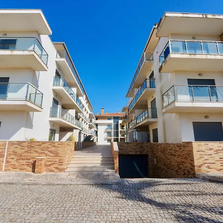 Pebble - 1 Bedroom Sleeps 5 With Pool & Tennis Court Apartment *